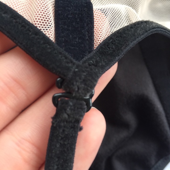 Victoria’s Secret Velvet and Mesh Appliqué Teddy - Picture 8 of 8